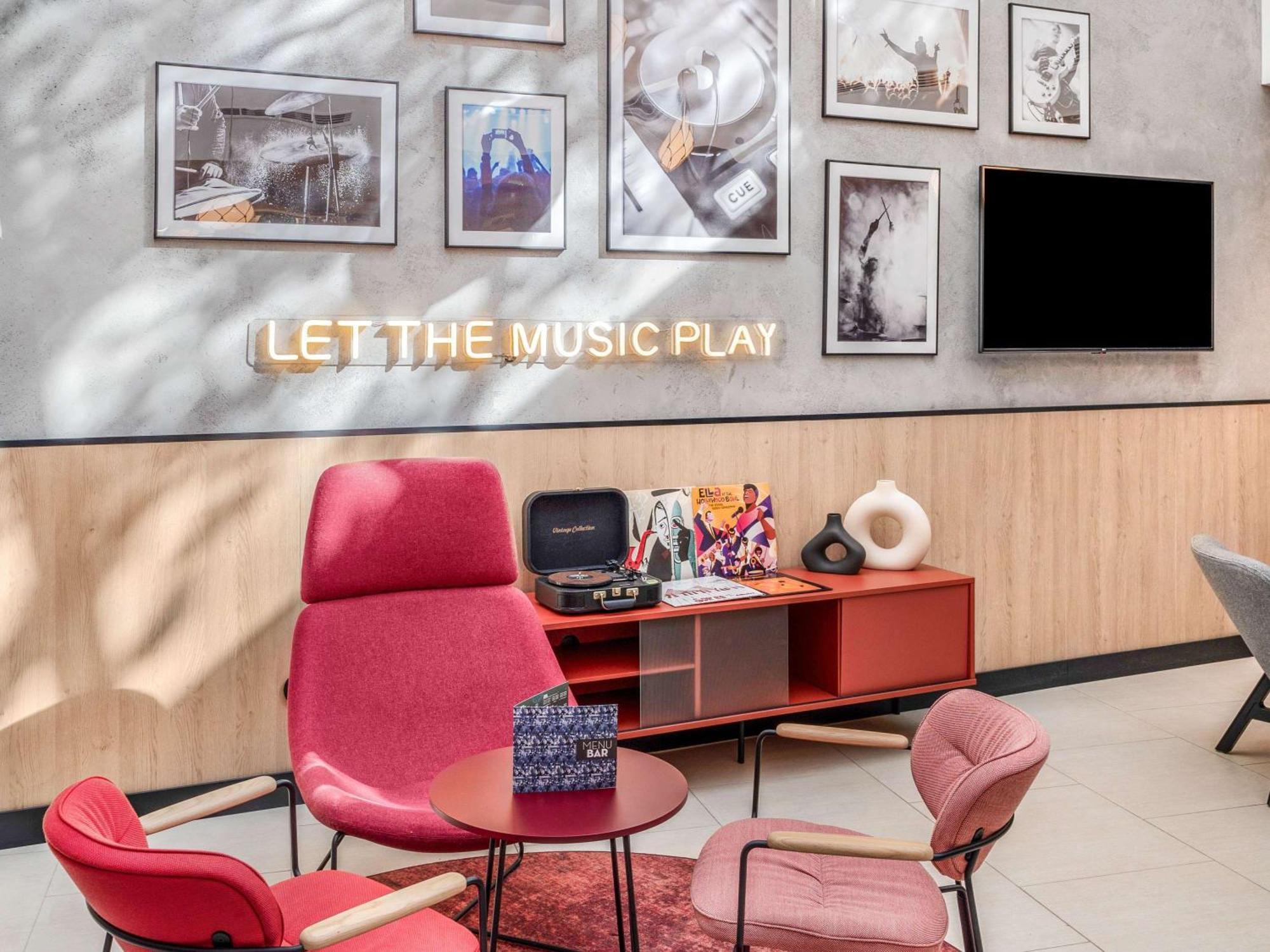 Ibis Budapest Centrum Екстер'єр фото